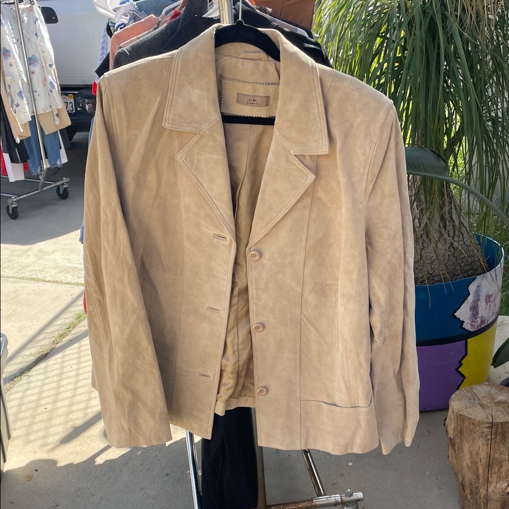 i.e woman Tan Suede Jacket